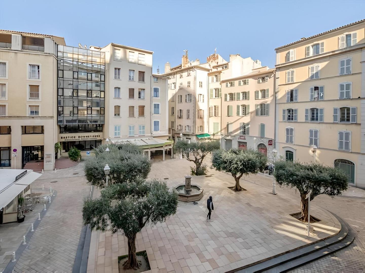 Le Refuge Urbain - Port A 2 Pas & Animaux Acceptes Apartment Toulon Exterior photo