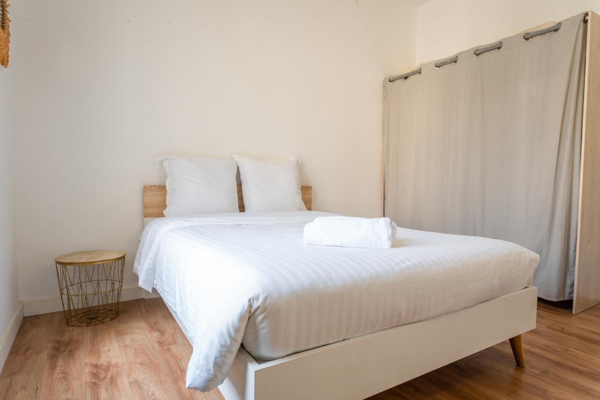 Le Refuge Urbain - Port A 2 Pas & Animaux Acceptes Apartment Toulon Exterior photo